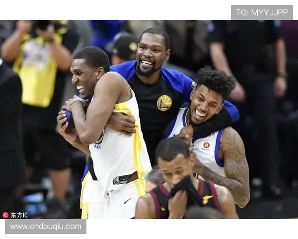 NBA斗球直播在线直播多平台支持，手机电脑同步观看无障碍