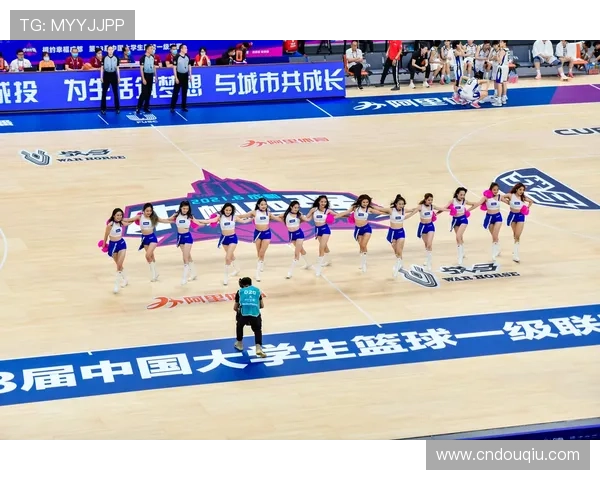 想看NBA足球篮球体育直播？斗球平台为你提供一站式高清观看体验